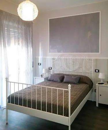 Vatican Living Bed & Breakfast 4*