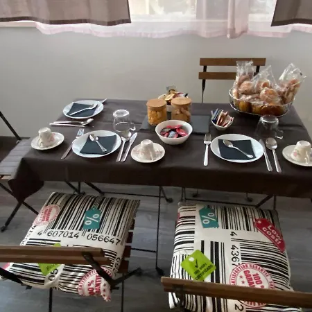 Vatican Living Couette-café 4*