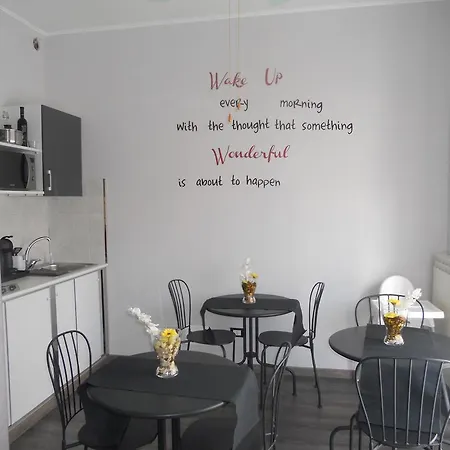 Couette-café Vatican Living 4*