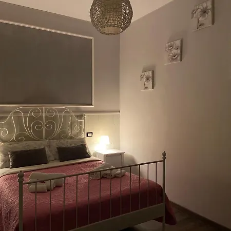 Vatican Living Bed & Breakfast 4*